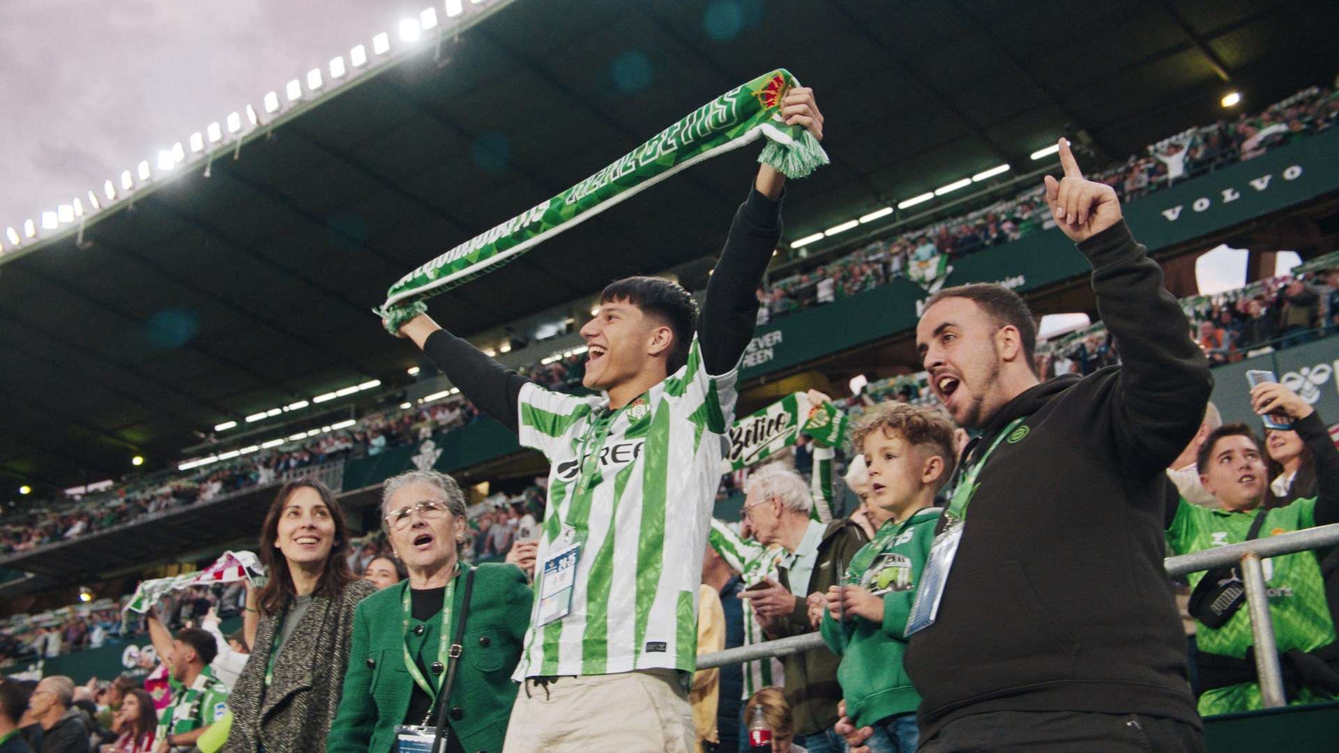 精神无疑是 精神无疑是